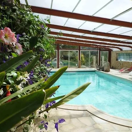 Гостевой дом Chateau Du Comte 3*