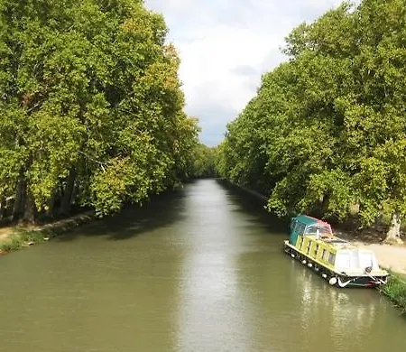 Chateau Du Comte Saint-Nazaire-d'Aude